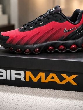 Nike Youth Or Women's Red and Black Air Max Cushion Sneakers